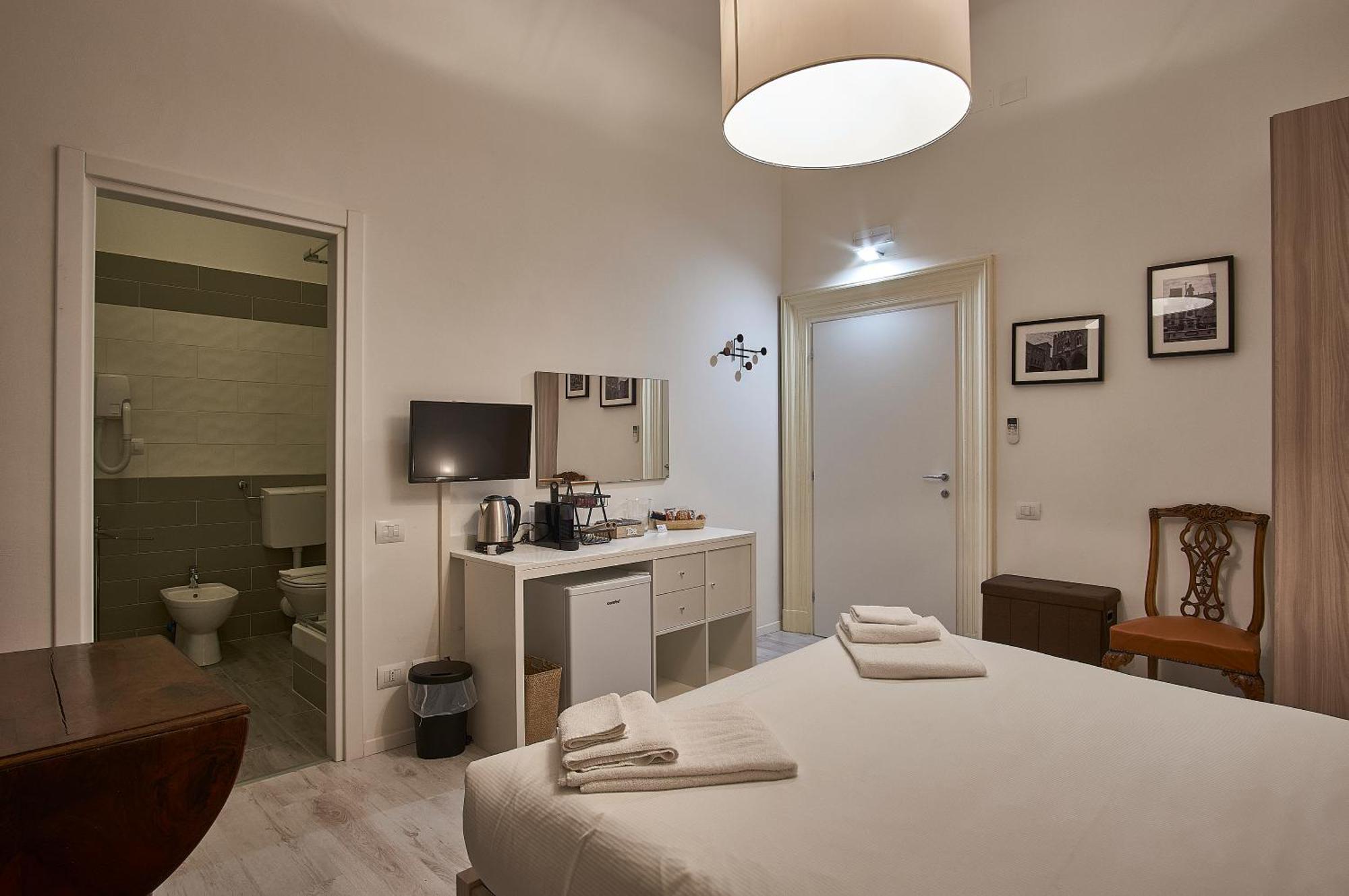 Cuore Di Bologna Suites Room photo